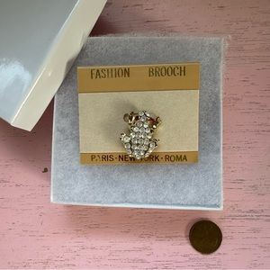 Rhinestone Frog Brooch